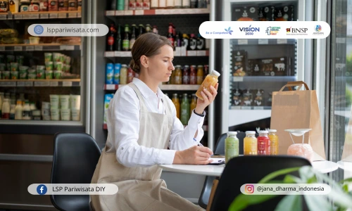 Raih Karir F&B Bergaji Besar dengan Sertifikasi Asisten Manajer Outlet