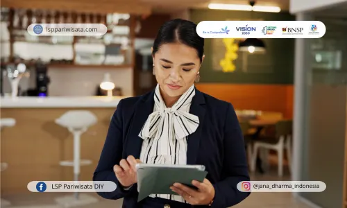 Sertifikasi Assistant Food and Beverages Service Manager terbarik