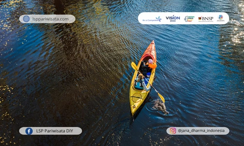 Layanan jasa Sertifikasi Senior Guide Wisata Olahraga Air Kayaking